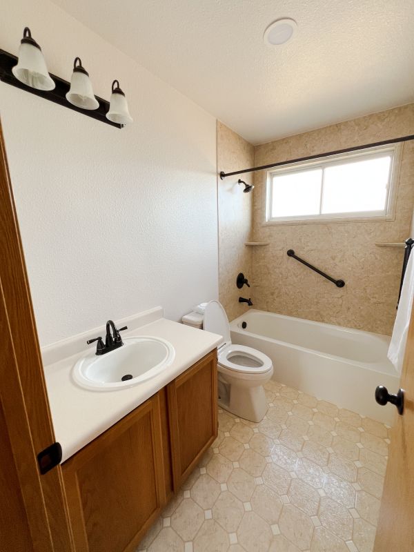 Top Bathroom Remodeling Companies in Burnsville, NC